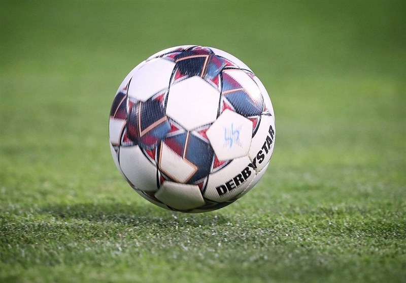 ملی‌پوش کردستانی تیم فوتبال بانوان ایران تجلیل شد+تصویر