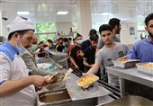 حضور دانشجویان به‌عنوان ناظر در آشپزخانه دانشگاه تربیت مدرس