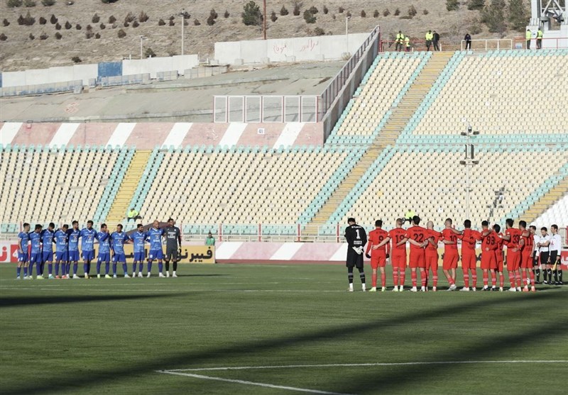 تیم فوتبال استقلال خوزستان , تیم فوتبال تراکتور تبریز ,