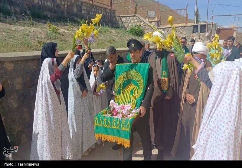 امام رضا (ع) , دهه کرامت , 