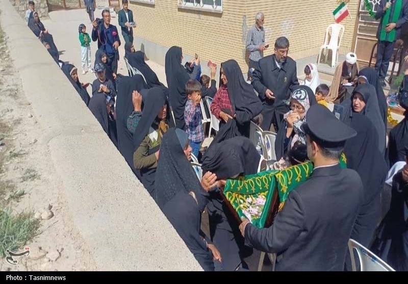 امام رضا (ع) , دهه کرامت , 