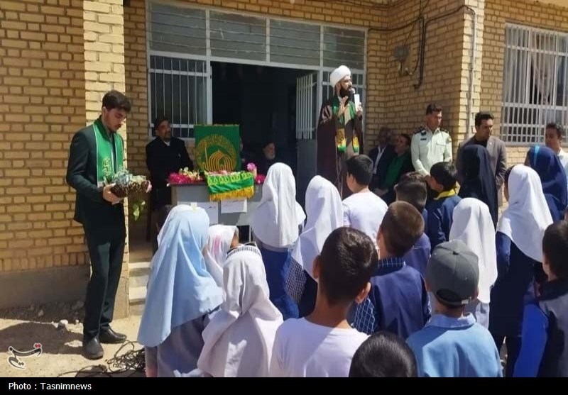 امام رضا (ع) , دهه کرامت , 