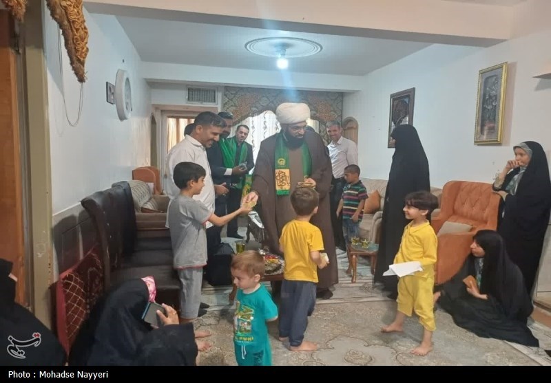 دهه کرامت , امام رضا (ع) , 