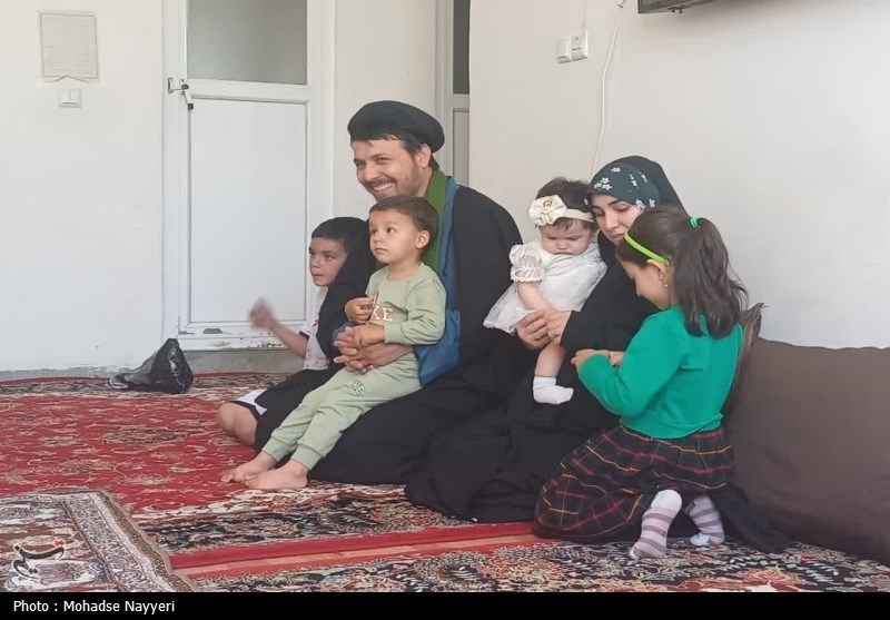 دهه کرامت , امام رضا (ع) , 