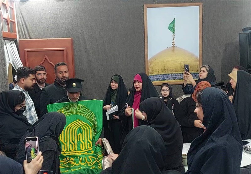 دهه کرامت , امام رضا (ع) , 