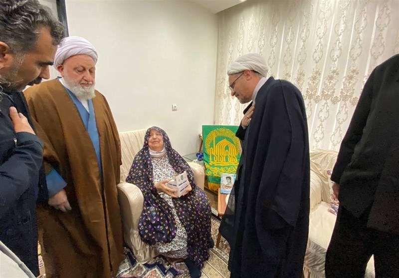 دهه کرامت , امام رضا (ع) , 