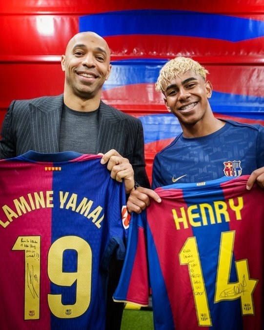 تیم فوتبال بارسلونا , تیری دنیل آنری , 