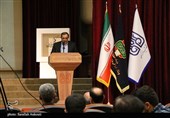 جعفری: شاعران و نویسندگان رسولان ملت مبعوث شده هستند
