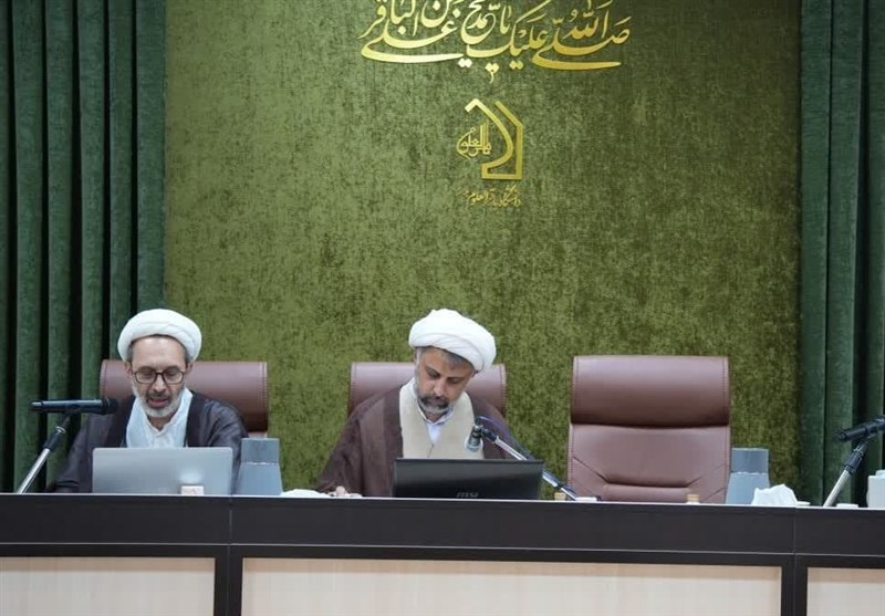 حوزه علمیه , صدسالگی حوزه علمیه قم , رهبر انقلاب , امام خمینی , 