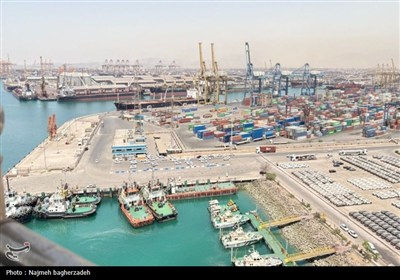 آغاز تخلیه 75 هزار تُن محموله گندم در بندر شهید رجایی