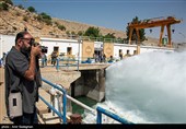 رهاسازی حق‌آبه  تالاب بختگان از سد درودزن