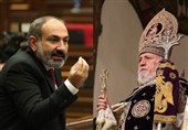 تقابل دولت و کلیسا؛ خیز پاشینیان برای عزل رهبر مذهبی ارمنستان