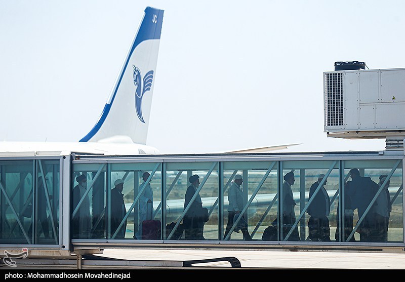 ورود اولین پرواز بازگشت حجاج به فرودگاه امام خمینی (ره)