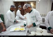 توزیع 12هزار پرس اطعام غدیر در بادرود/مشارکت 7 پایگاه محله‌ای