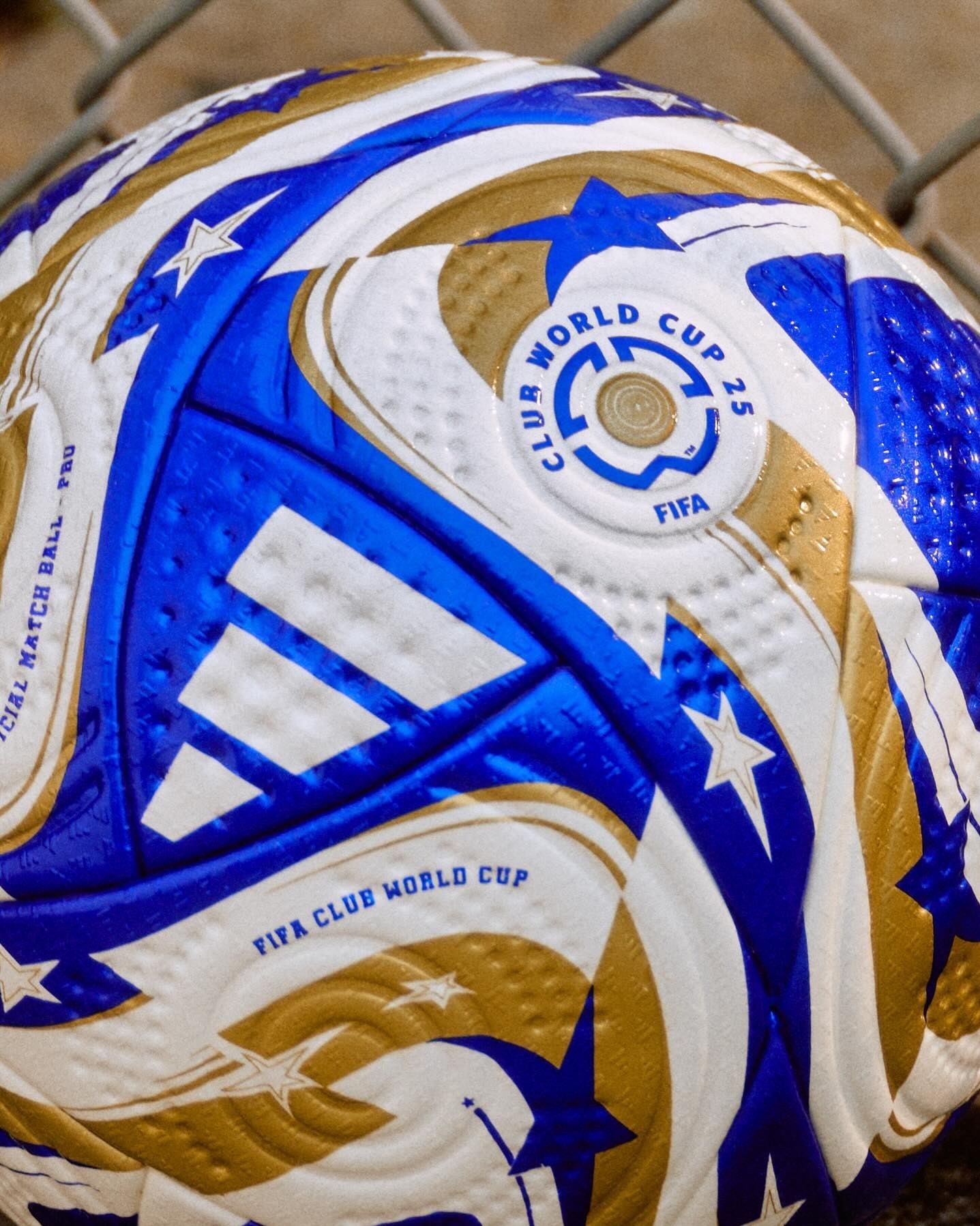 جام جهانی باشگاه‌ها , فدراسیون بین‌المللی فوتبال (فیفا) , تیم فوتبال پاری‌سن‌ژرمن , تیم فوتبال رئال مادرید , تیم فوتبال چلسی انگلیس , 