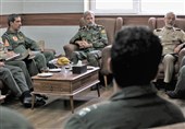 بازدید فرمانده کل ارتش از پایگاه‌ هوایی شهید لشگری