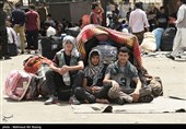 خر‌وج میهمانان موقتی از خانه‌های کلنگی