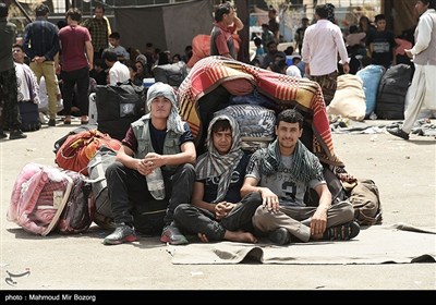 خر‌وج میهمانان موقتی از خانه‌های کلنگی