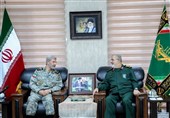 سرلشکر پاکپور در دیدار فرمانده ارتش: برای تکرار ضربه به دشمن آماده‌ایم