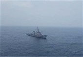 هشدار بالگرد نیروی دریایی ارتش به ناوشکن آمریکایی در دریای عمان