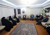 دیدار آملی‌لاریجانی با خانواده شهیدان سلامی و رشید
