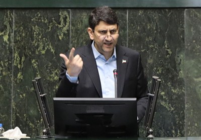 کارت زرد مجلس به وزیر ارتباطات؛ اعتراض جعفری‌آذر به گرانی اینترنت
