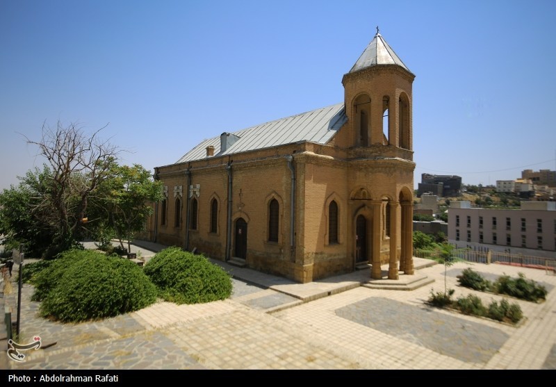 معالم همدان , غار علي صدر , السياحة , 