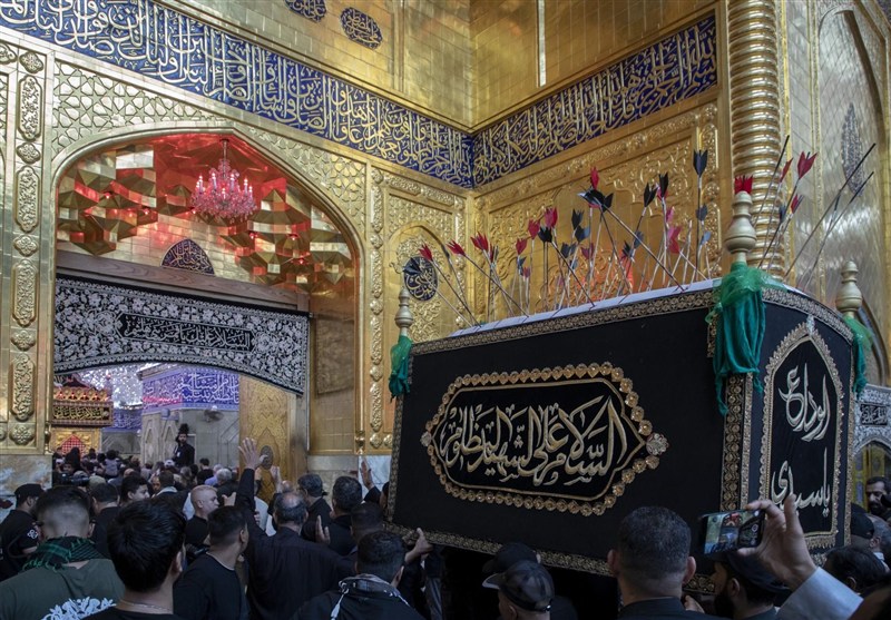 تشییع نمادین پیکر امام حسن (ع) در بین‌الحرمین