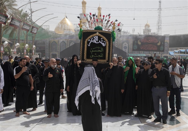 تشییع نمادین پیکر امام حسن (ع) در بین‌الحرمین