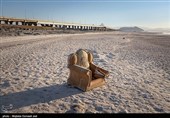 با ناآگاهی خود باعث خشکی دریاچه ارومیه شده‌ایم
