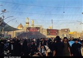 موج عظیم زائران در حرم حضرت ابوالفضل(ع) در آستانه اربعین حسینی+فیلم