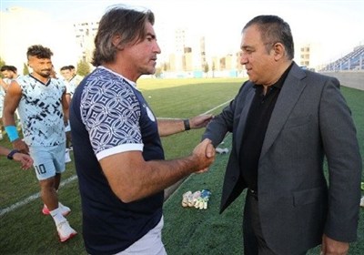 عذر بدتر از گناه تاجرنیا بابت حضور در رختکن استقلال