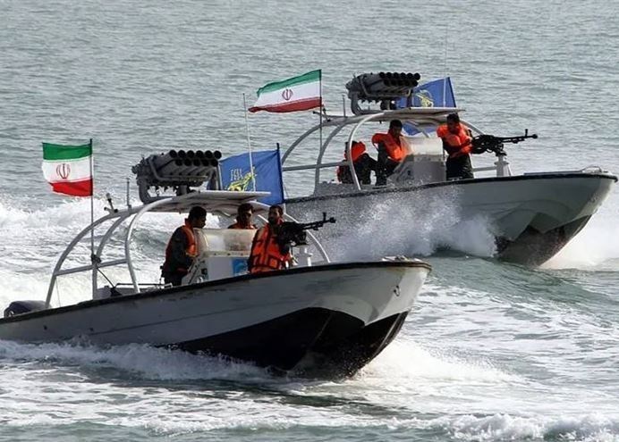 القوة البحرية الإيرانية , الصواريخ الإيرانية , حرب الـ 12 يوما , إيران , 