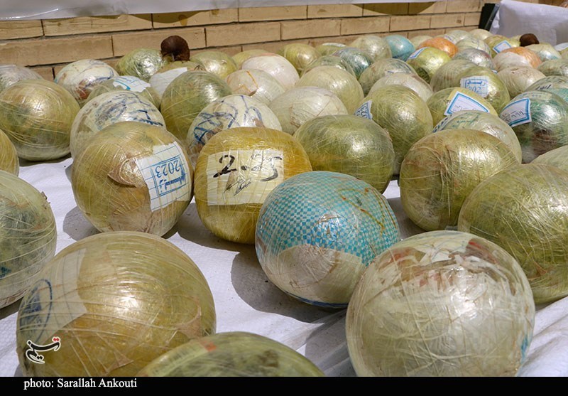 توقیف کامیون حامل 35 کیلو تریاک در محور شاهرود