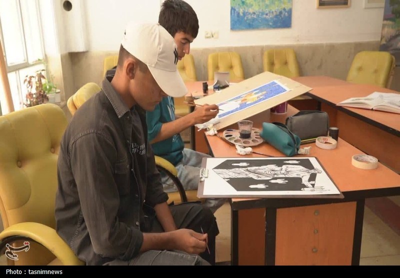 مرکز آفرینش های ادبی حوزه هنری , 