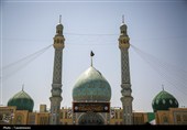 امام ظاهر یا امام حاضر؟
