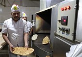 کارخانه های مملو از آرد/نانوایی ها مشکلی برای پخت ندارند