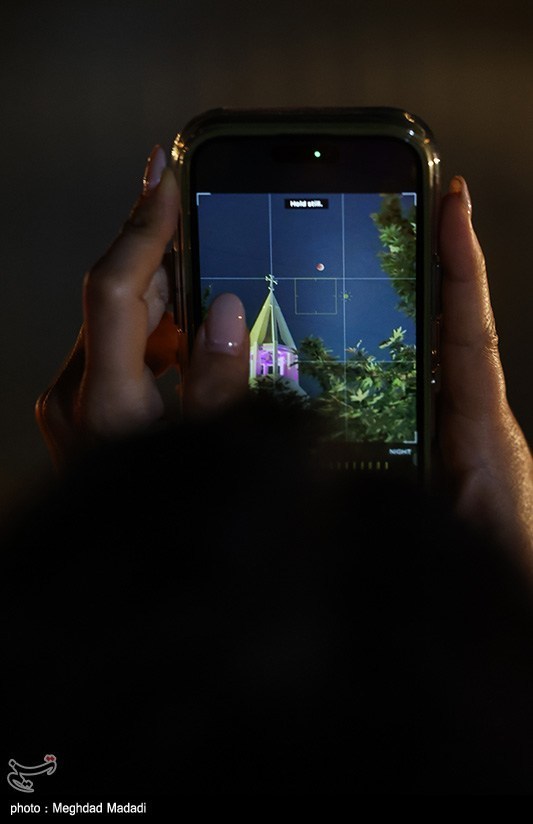 ماه‌گرفتگی در آسمان تهران