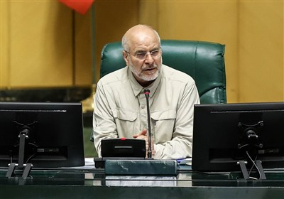 قالیباف: مدعیان جزایر سه‌گانه اراده‌ ملت ایران برای دفاع از تمامیت ارضی را آزمایش نکنند