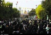 کاروان نمادین ورود حضرت معصومه(س) در قم به حرکت درمی‌آید