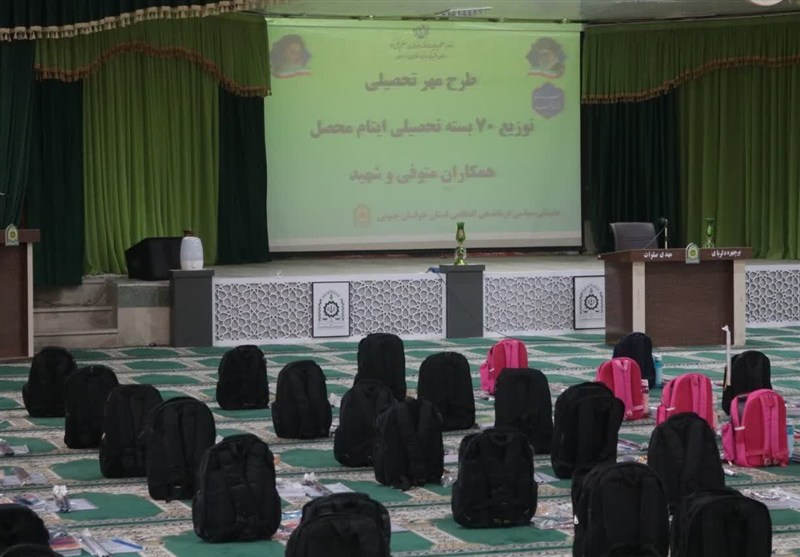 توزیع ۱۰۰ هزار بسته تحصیلی بین دانشآموزان کمبرخوردار کشور