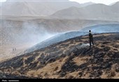 آتش‌سوزی در اراضی قزوین مهار شد