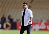 شکستگی پای اخباری؛ سرمربی چادرملو زیر تیغ جراحی می‌رود