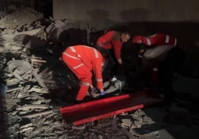 الهلال الأحمر الفلسطيني: الاحتلال يعرقل وصول الطواقم للمصابين والمفقودين تحت الأنقاض