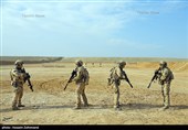 اجرای میدان تیر تاکتیکال توسط یگان ویژه فاتحین سپاه محمد رسول الله(ص) با استفاده از لباس‌ و تجهیزات جدید