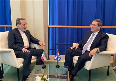 مباحثات هاتفية بين وزيري خارجية إيران وكوبا