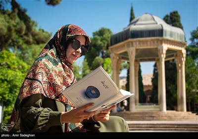 الملكية الشعرية التي دامت 700 عام في الهند: حافظ الشيرازي الشاعر الذي سحر قلوب الحكّام