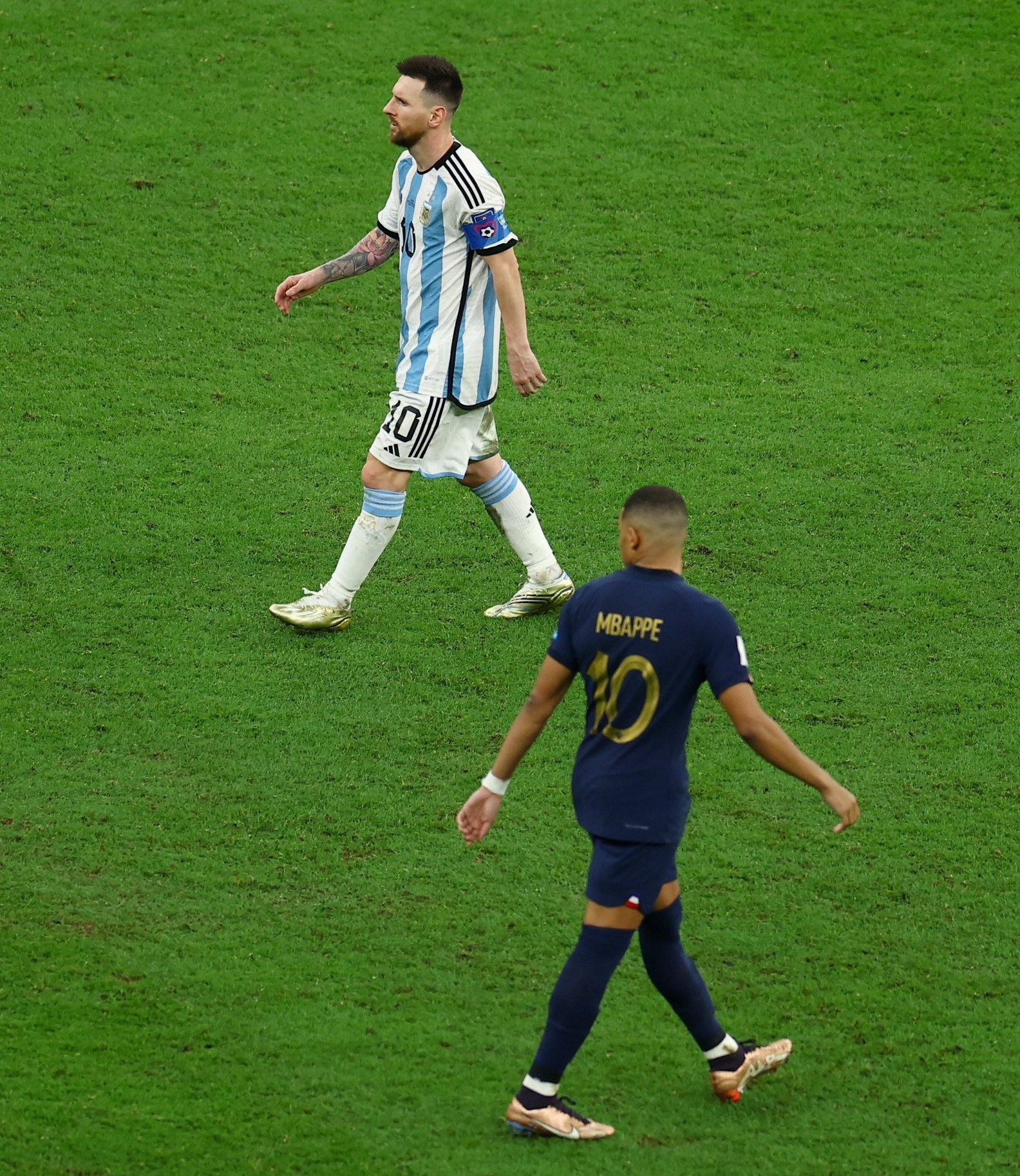 کیلیان امباپه , تیم ملی فوتبال فرانسه , تیم ملی فوتبال آرژانتین , جام جهانی فوتبال , تیم فوتبال رئال مادرید , تیم فوتبال پاریسنژرمن , تیم فوتبال بارسلونا , لیونل مسی , کریستیانو رونالدو ,