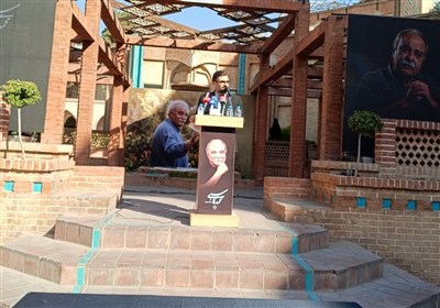رحيل الفنان الإيراني محمد كاسبي وتشييعه بحضور نخبة من الفنانين في طهران