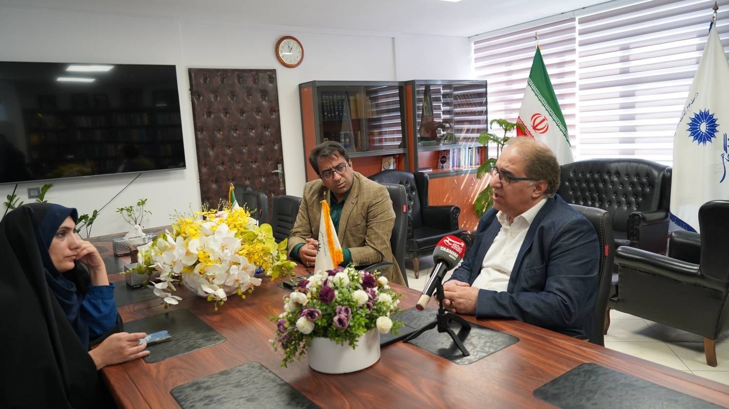 نشریات دانشگاهی , جهاد دانشگاهی , دانشگاه های جمهوری اسلامی ایران , وزارت علوم , 